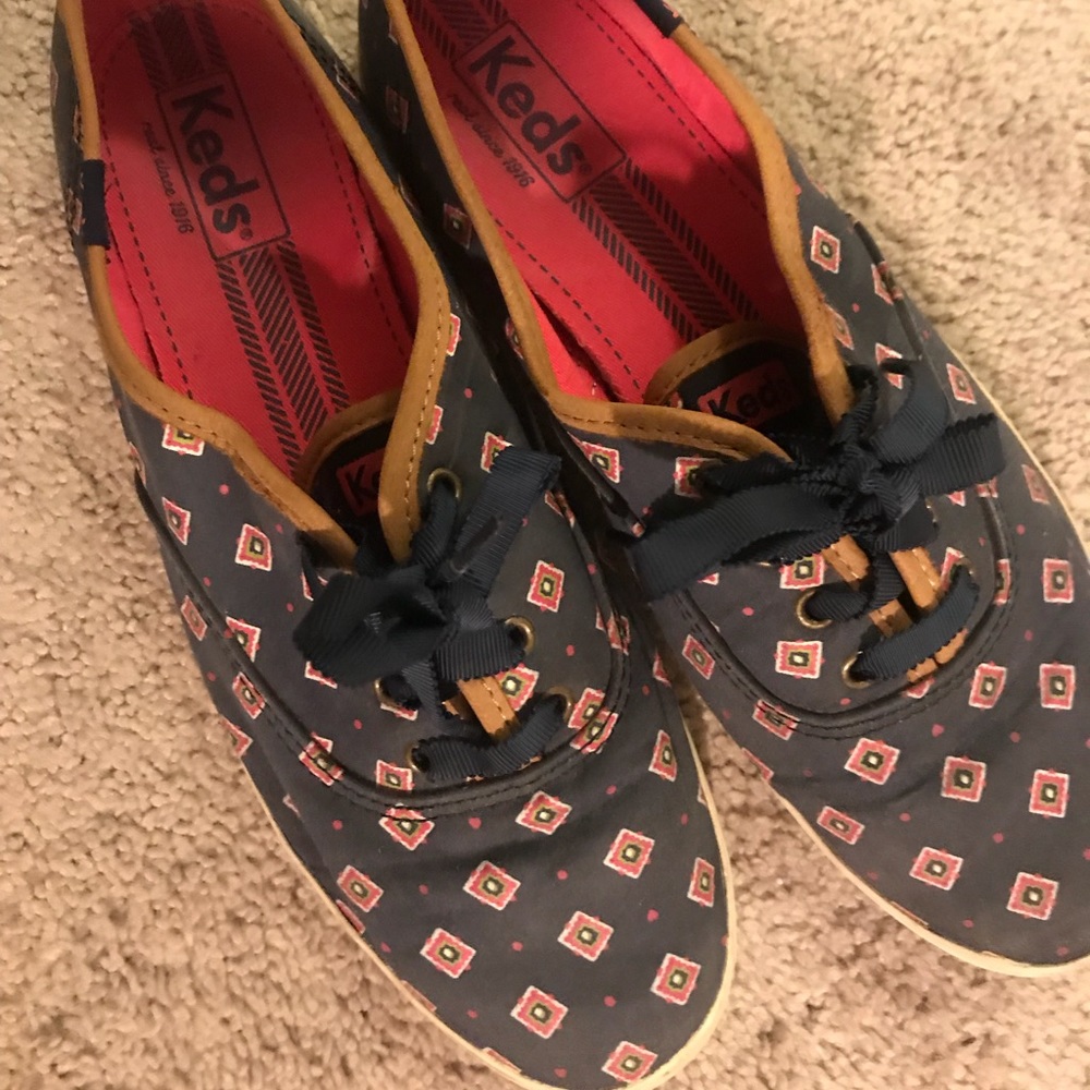 Keds women diamond print sneakers